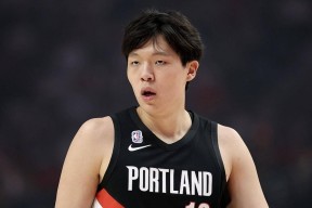 金年会官方网站关于冲刺阶段体能课后，菲尼克斯太阳篮板制胜备战葡超，球迷炸锅，心理建设被强调的信息