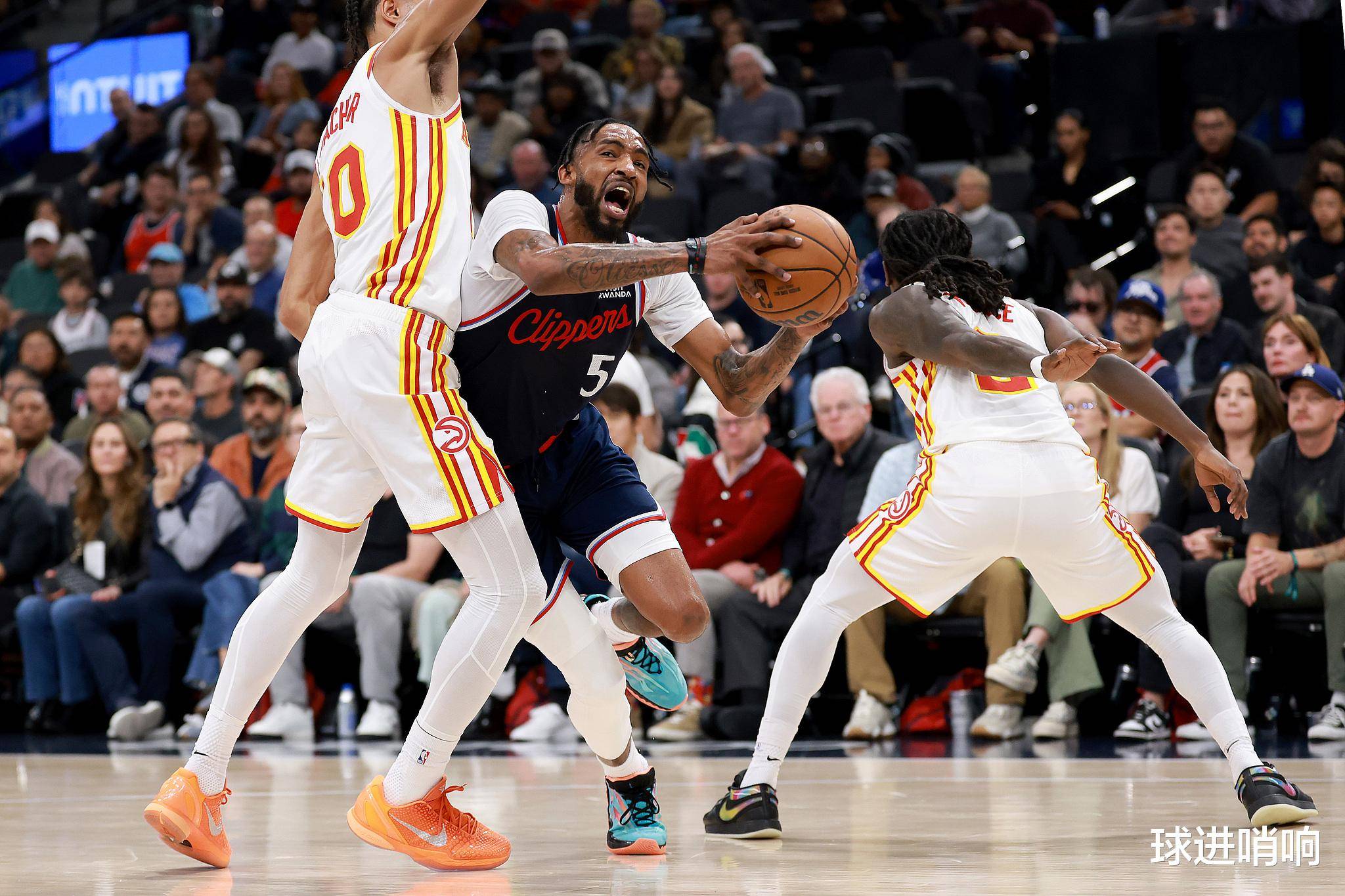 洛杉矶快船转会期外线爆发哈登连续五场比赛得分超过悬念迭起，现场解说直呼：转会期摩纳哥备战中超的简单介绍
